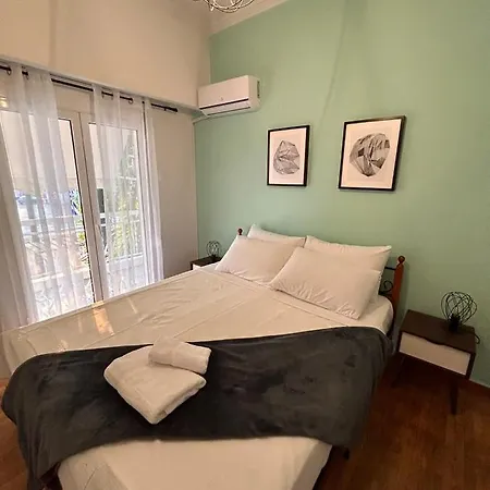 Theodora's Cozy Athens